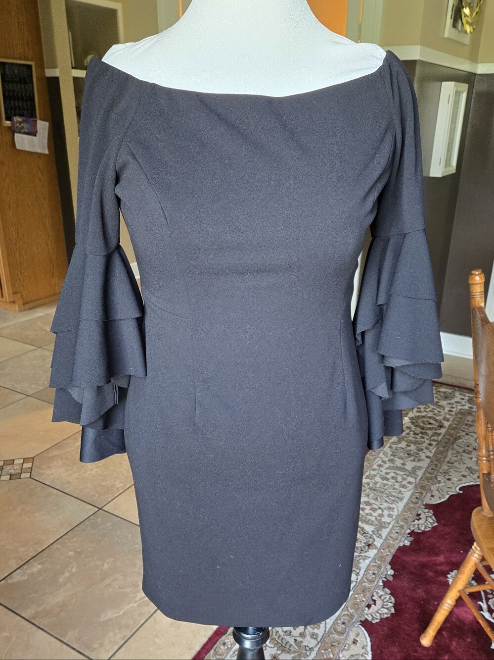 ANTONIO MELANI Black Off-Shoulder Ruffle-Sleeve Fitted Dress